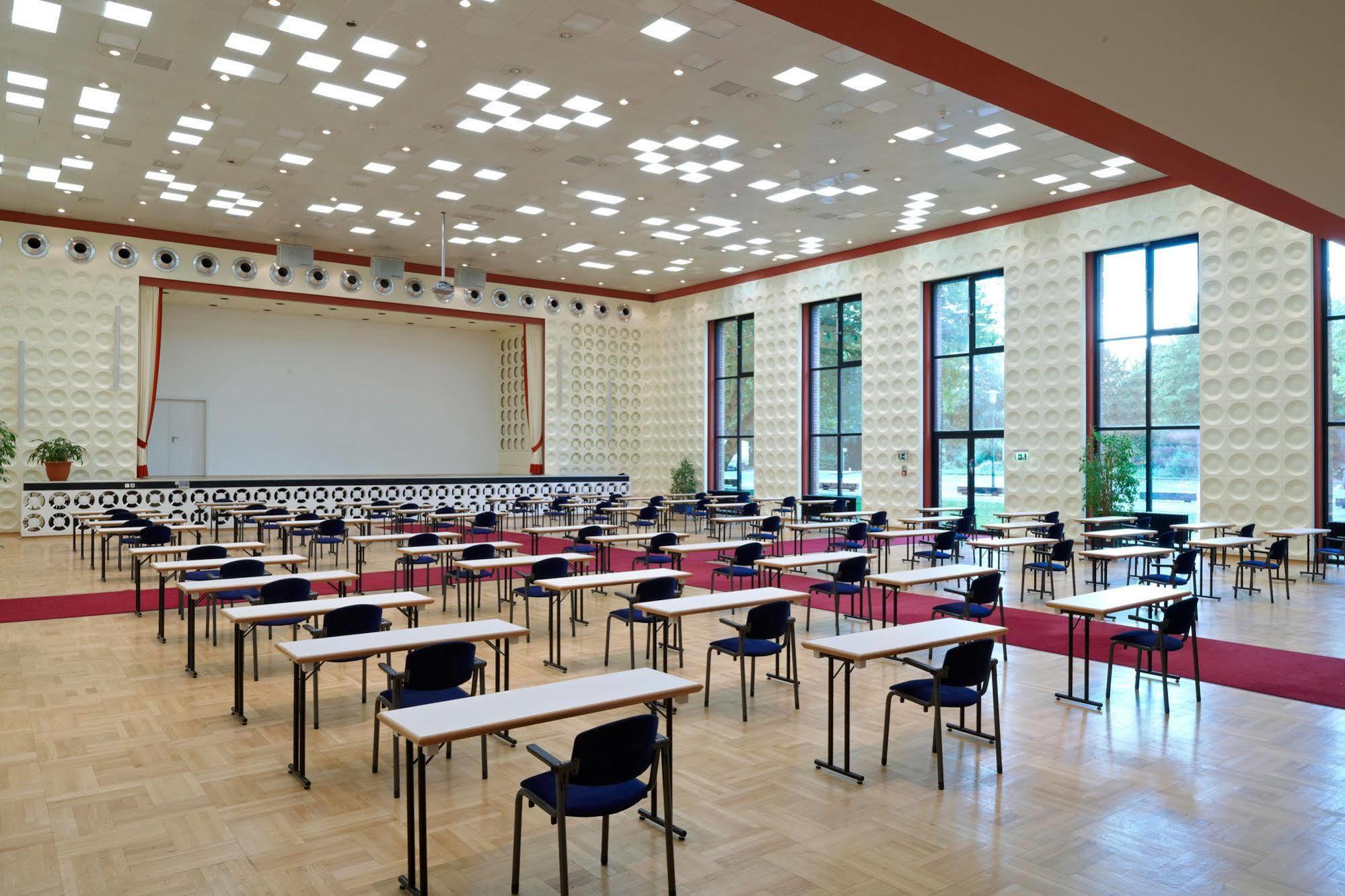 Commundo Tagungshotel Neuss Kültér fotó