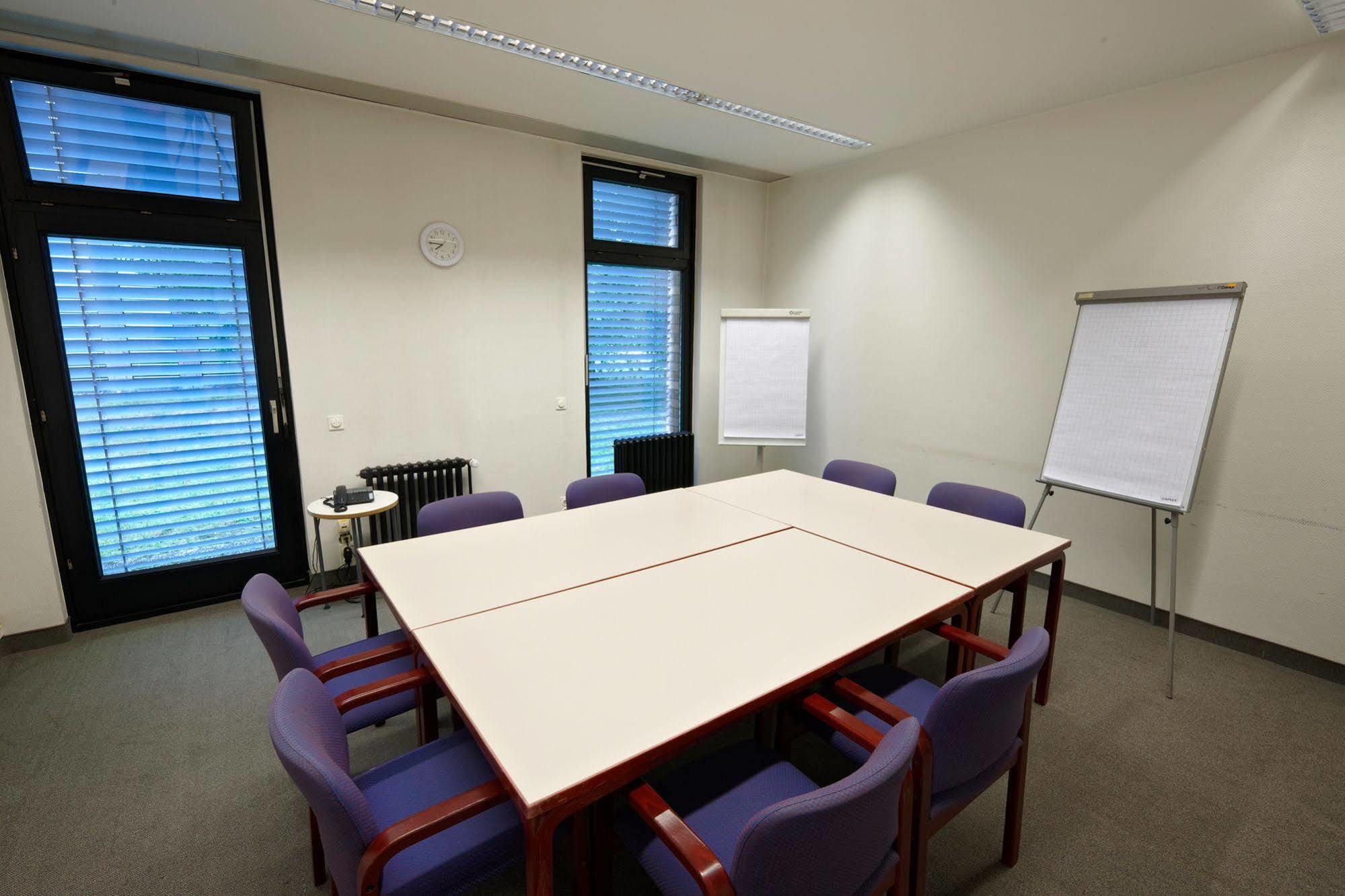 Commundo Tagungshotel Neuss Kültér fotó