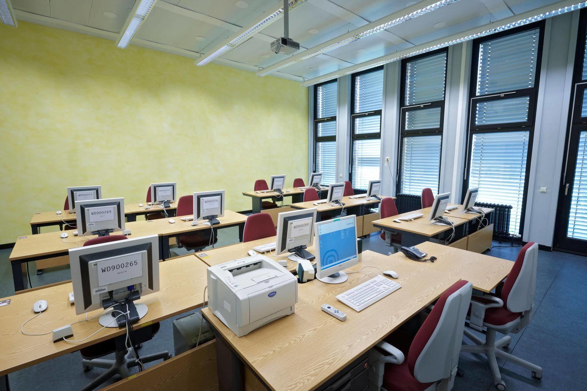 Commundo Tagungshotel Neuss Kültér fotó