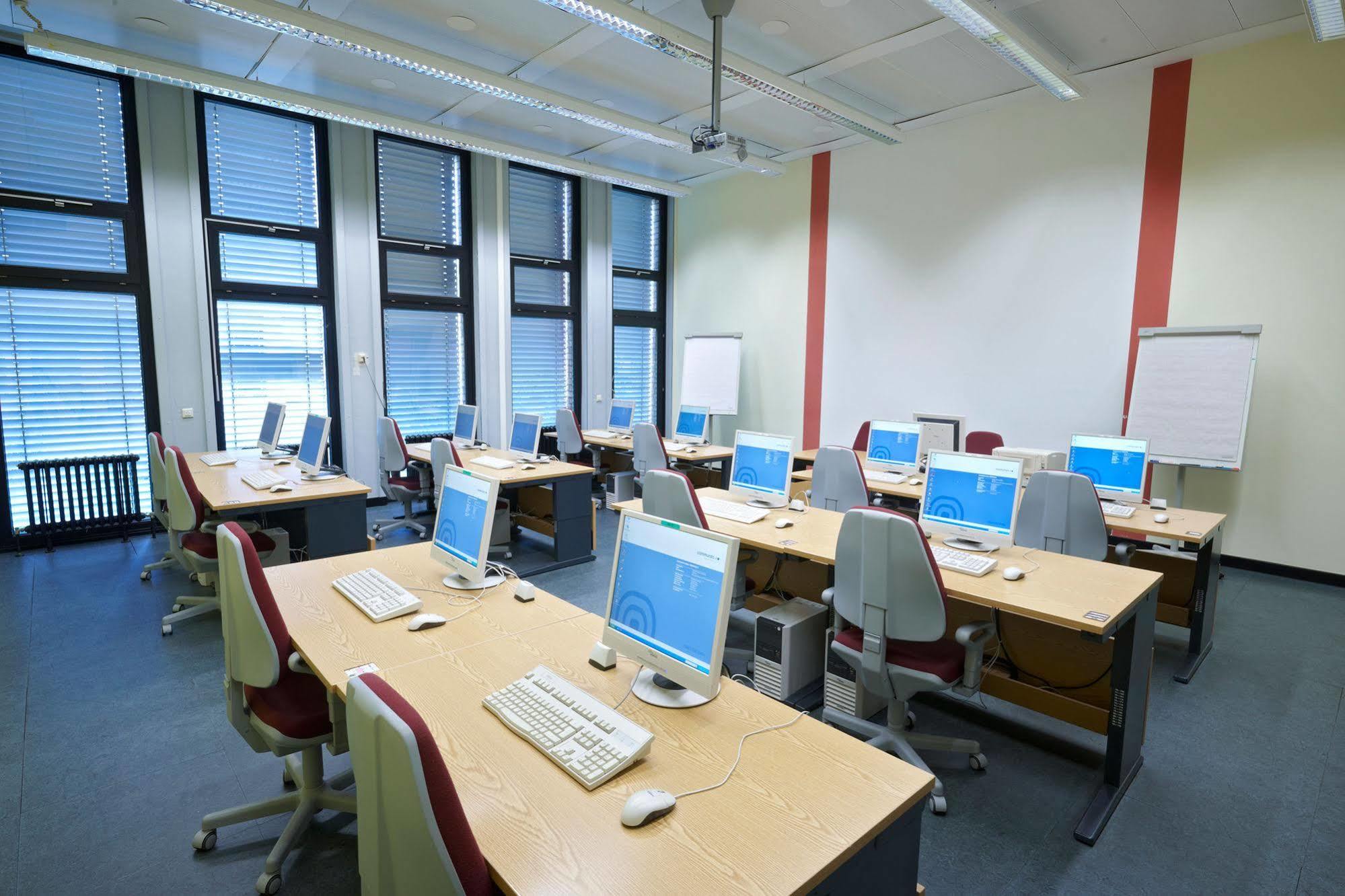 Commundo Tagungshotel Neuss Kültér fotó
